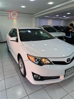 تۆیۆتا کامری